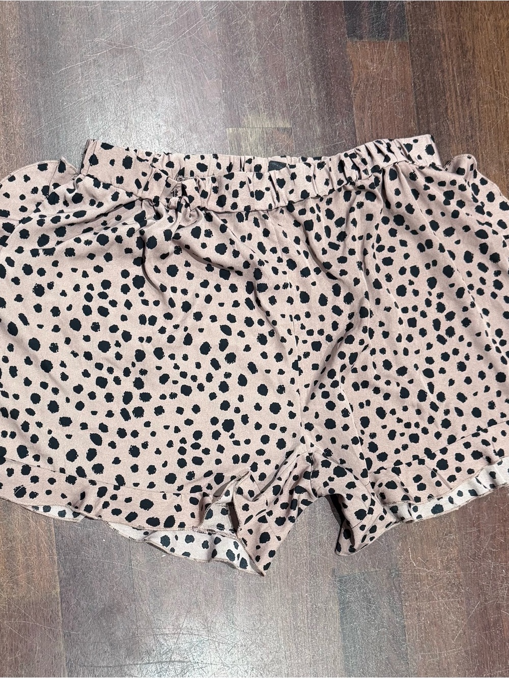 SHEIN Blush Animal Print Ruffle Waist High Waist Shorts